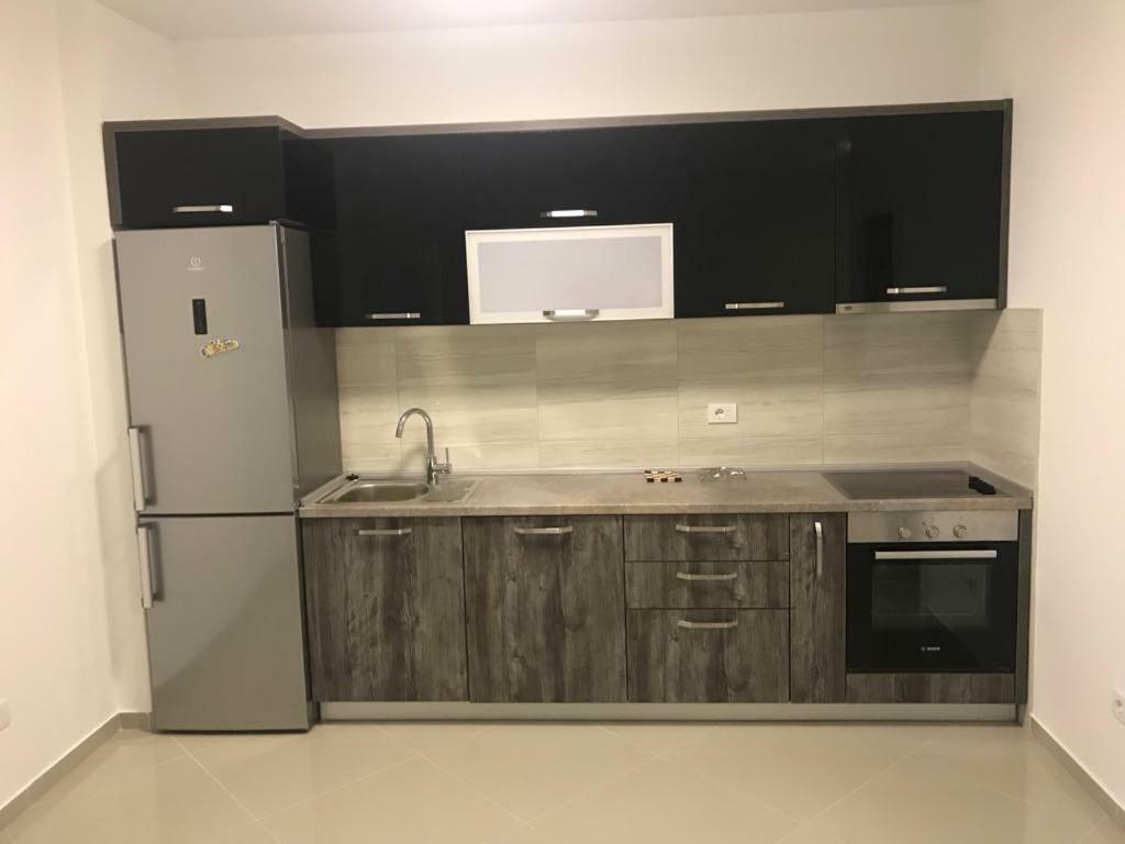 Appartamento Luda Kuca Bar Esterno foto